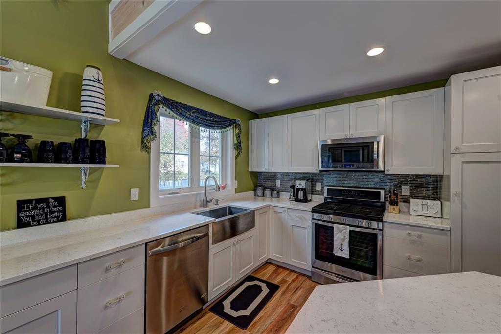 8 Mills Road Kennebunkport, ME 04046 - Photo 10 of 35 Photo