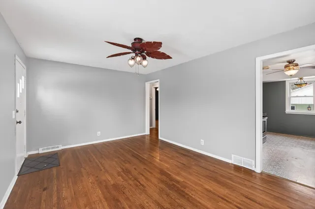 $320,000 | 3525 Yukon Avenue South, St. Louis Park, MN 55426