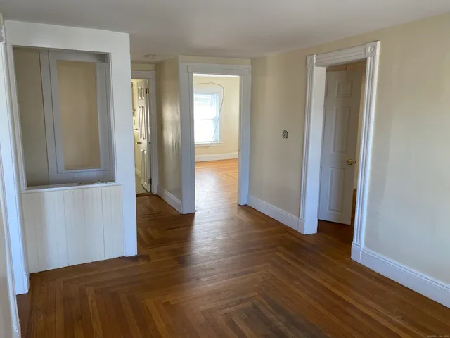 $1,600 | 58 Georgiana Street, New London, CT 06320