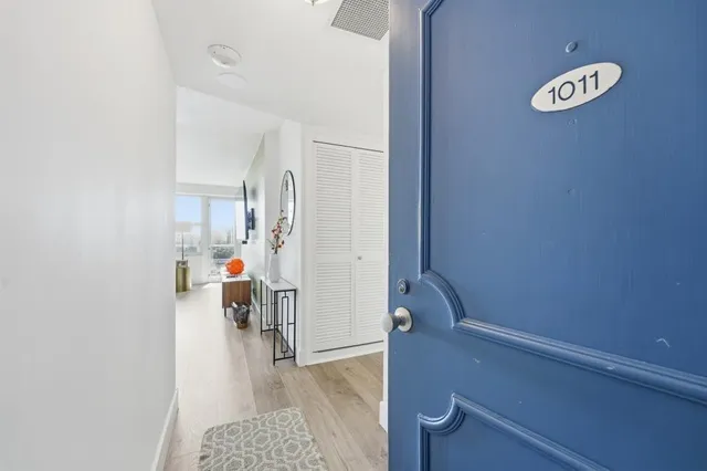 a view of utility room