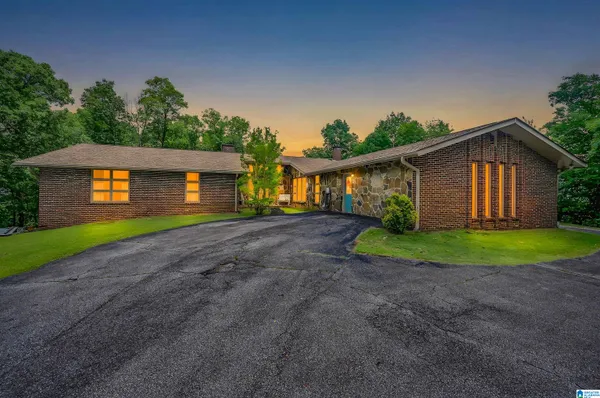 $435,000 | 1491 Grandview Trail, Warrior, AL 35180