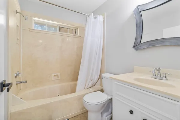 $375,000 | 36 Jamaica Lane, Normangee, TX 77871