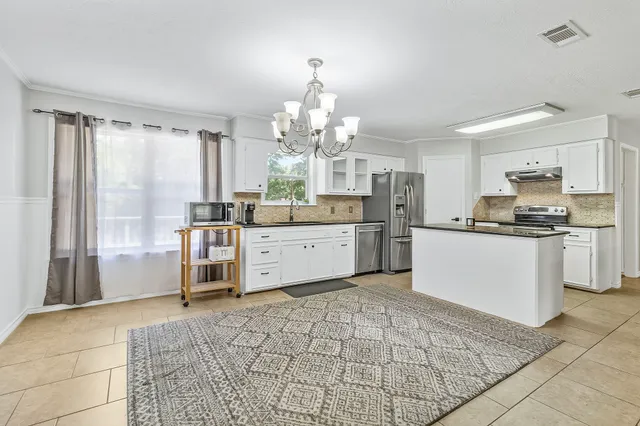 $375,000 | 36 Jamaica Lane, Normangee, TX 77871