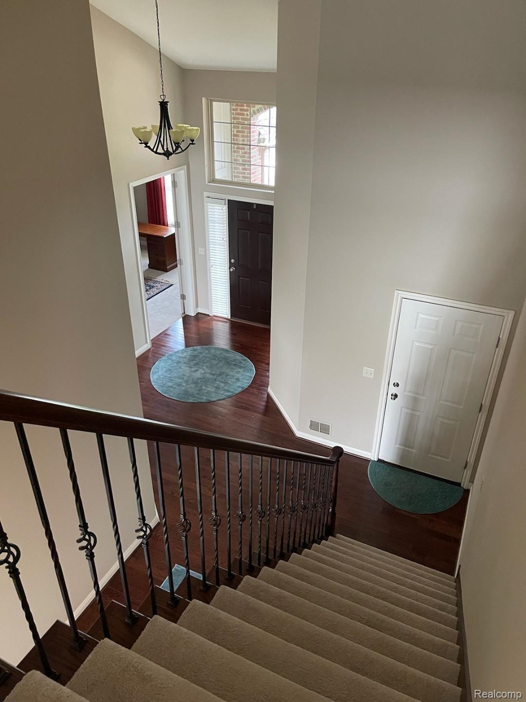 3668 Winding Brk Circle Rochester, MI 48309 - Photo 8 of 18 15.jpg