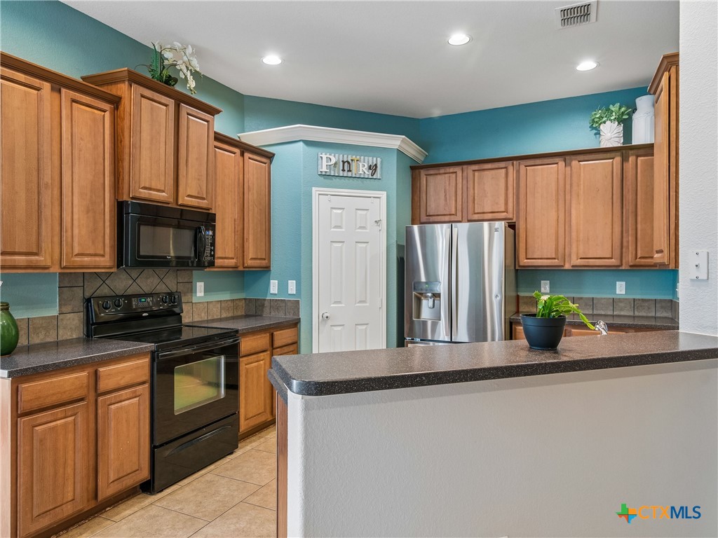 224 Fritz Way Cibolo, TX 78108 - Photo 14 of 31