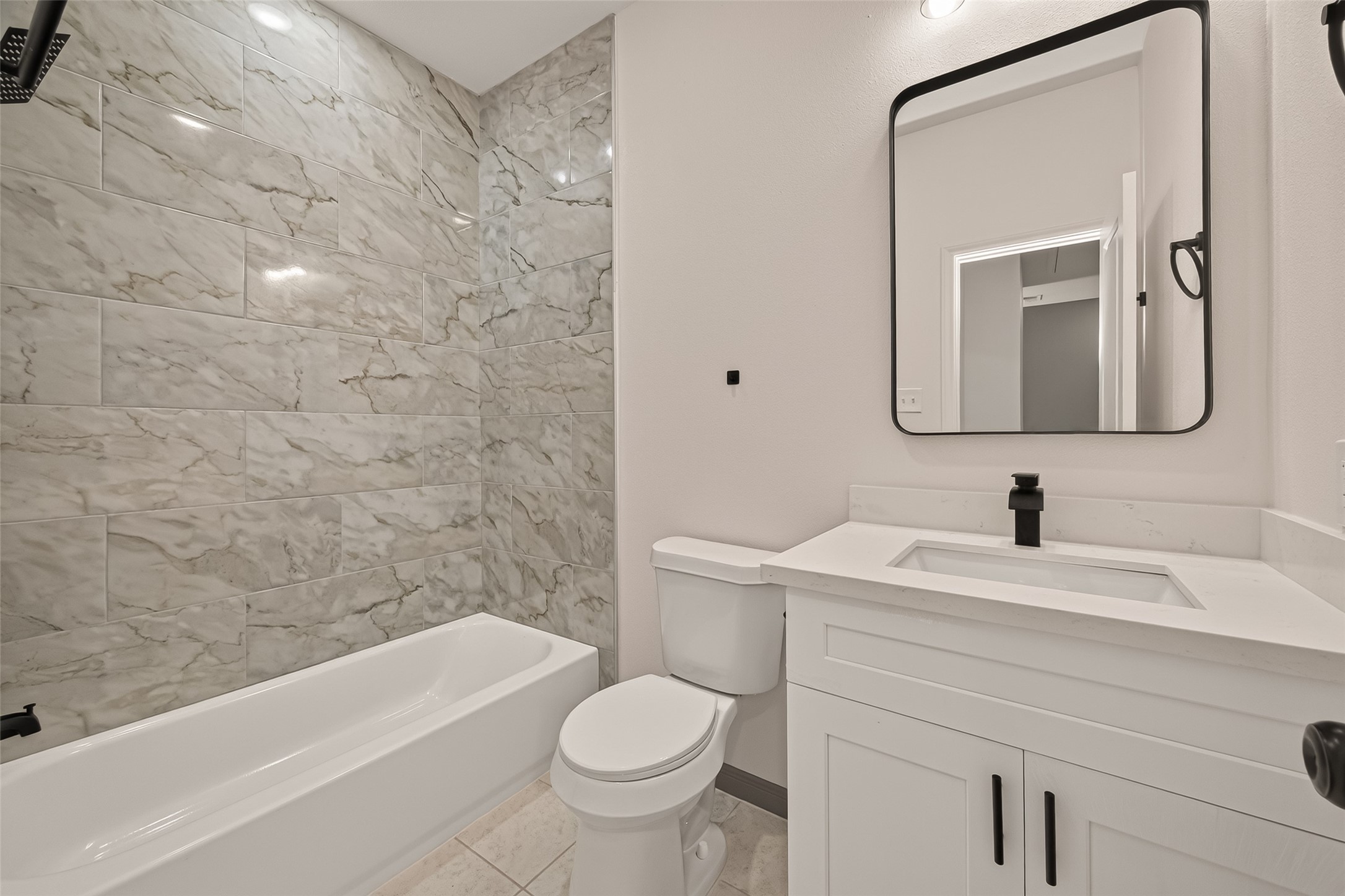 8306 Tidwell Road, Unit B Houston, TX 77028 - Photo 16 of 24