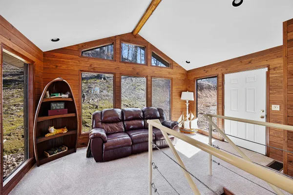 $895,000 | 228 Chickasaw Trace, Cherokee, AL 35616