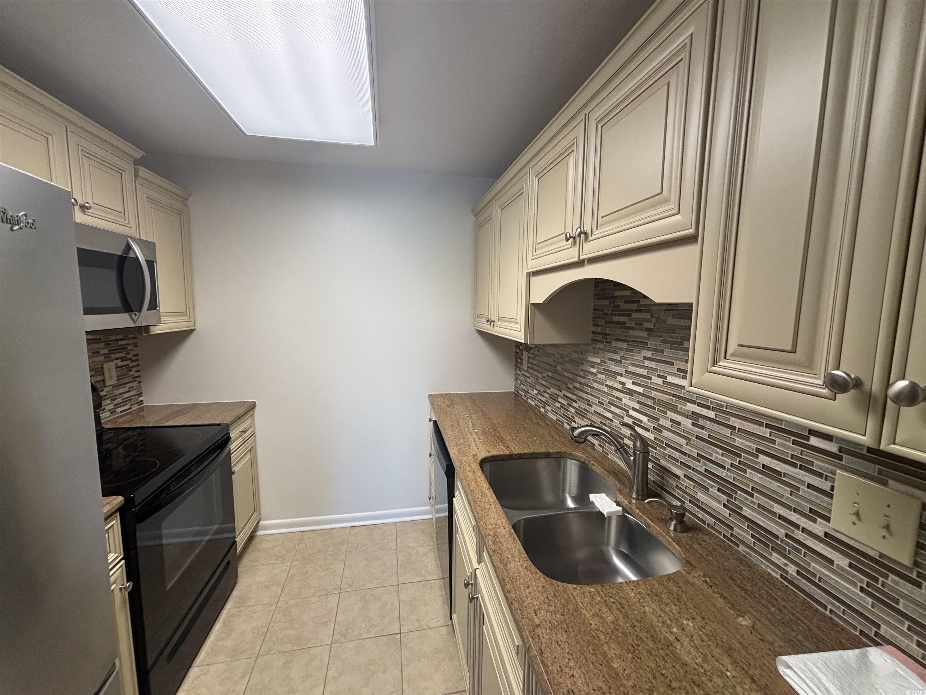 5001 Little River Road, Unit E502 Myrtle Beach, SC 29577 - Photo 8 of 22