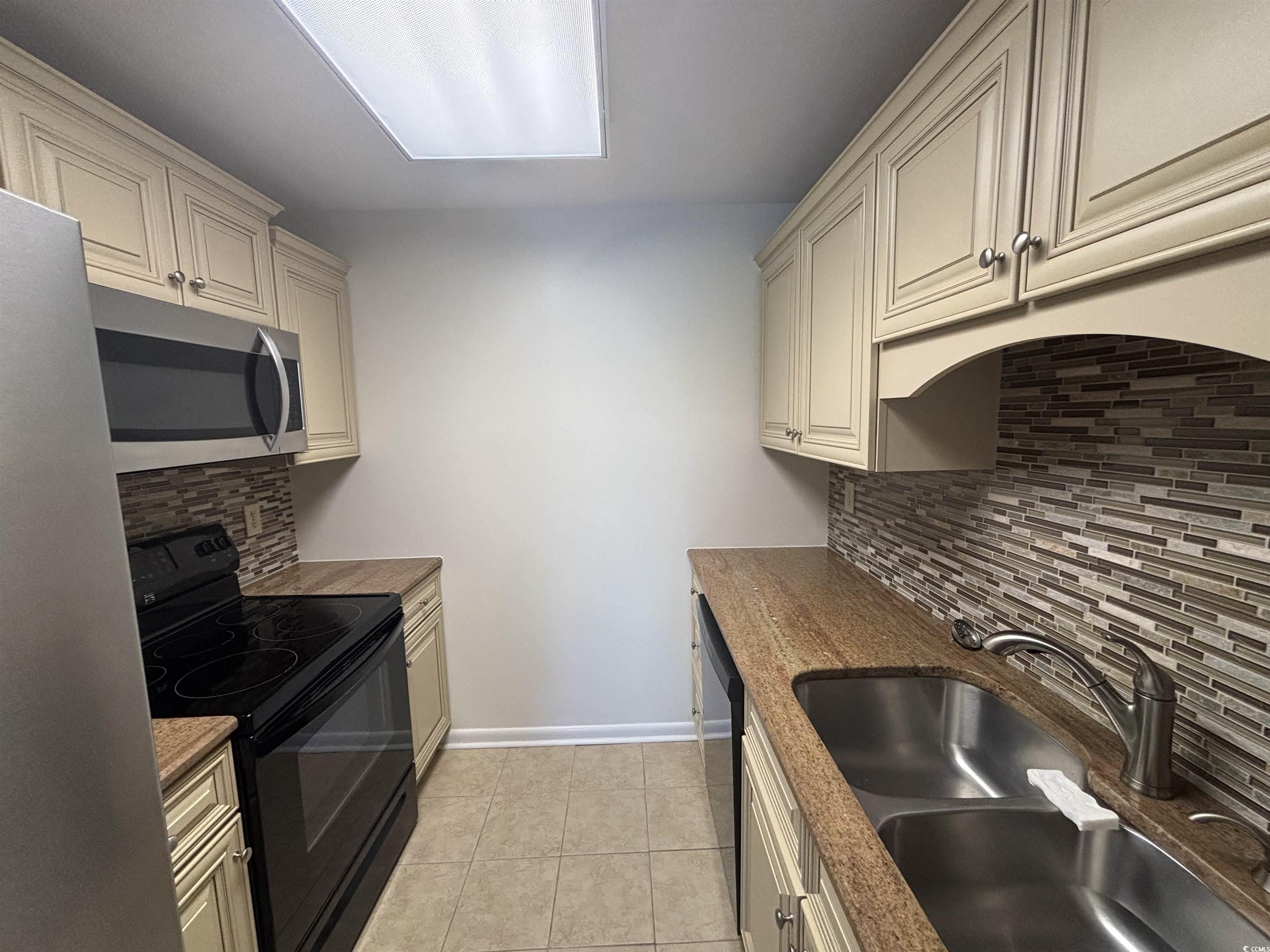 5001 Little River Road, Unit E502 Myrtle Beach, SC 29577 - Photo 9 of 22