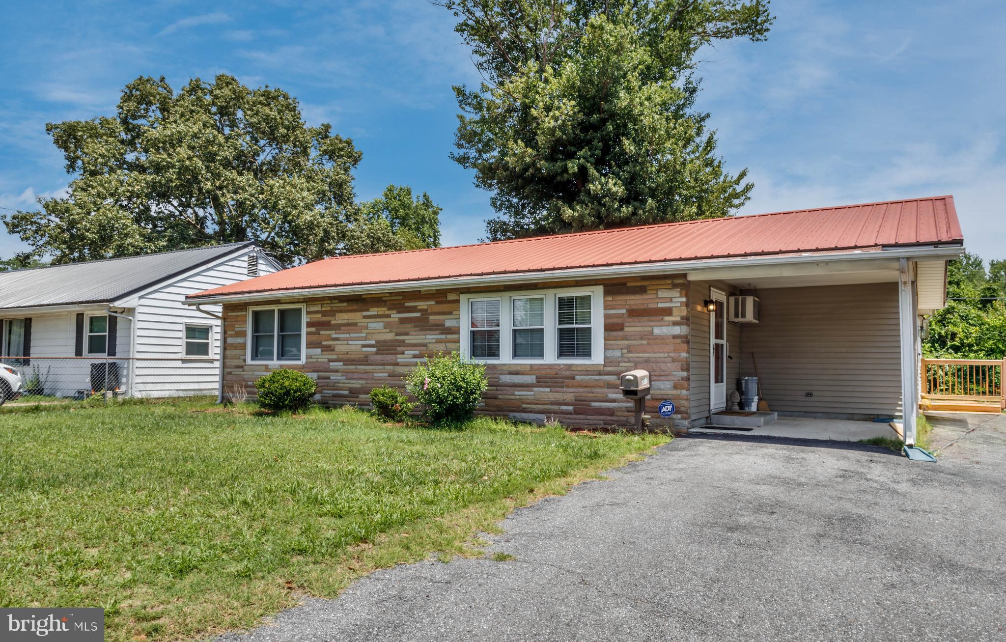 311 Oak Road Seaford, DE 19973 - Photo 2 of 26