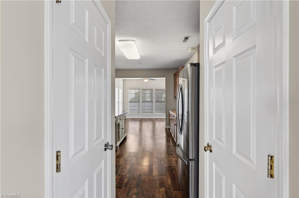 1317 Sharp Ridge Road Greensboro, NC 27406 - Photo 9 of 48