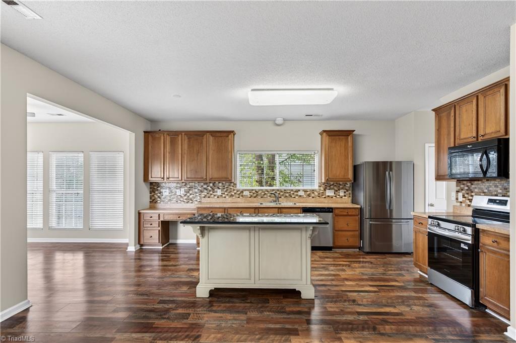 1317 Sharp Ridge Road Greensboro, NC 27406 - Photo 10 of 48