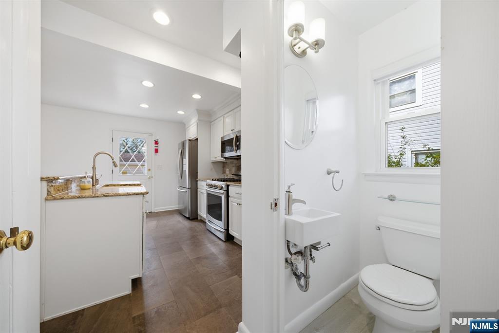 61 Rose Street Cresskill, NJ 07626 - Photo 16 of 48