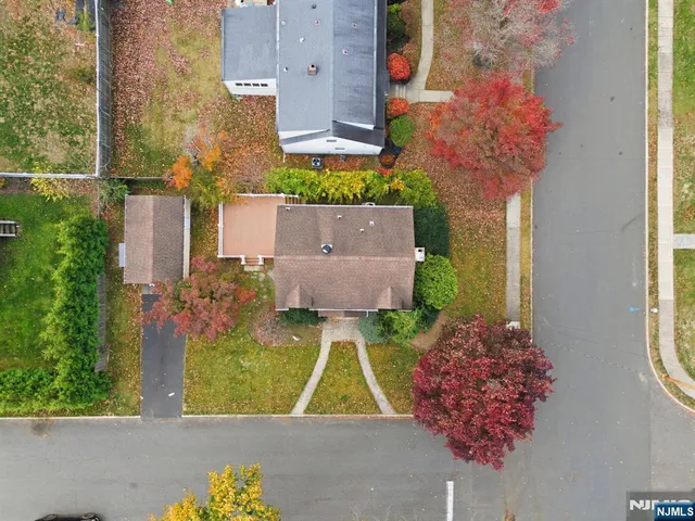 $799,000 | 61 Rose Street, Cresskill, NJ 07626