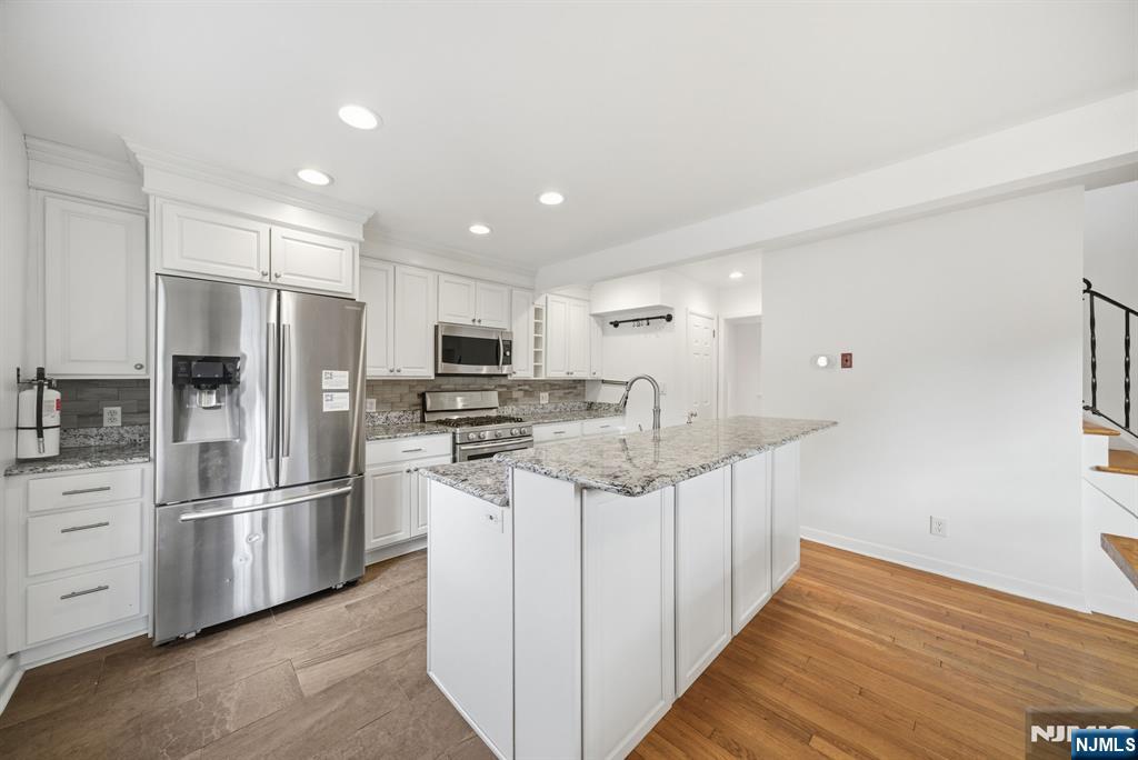 61 Rose Street Cresskill, NJ 07626 - Photo 10 of 48