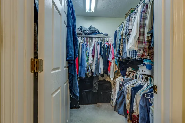 $279,000 | 128 Pin Oaks Lane, Hohenwald, TN 38462