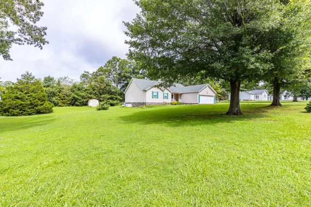 $279,000 | 128 Pin Oaks Lane, Hohenwald, TN 38462