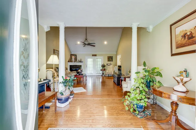 $279,000 | 128 Pin Oaks Lane, Hohenwald, TN 38462