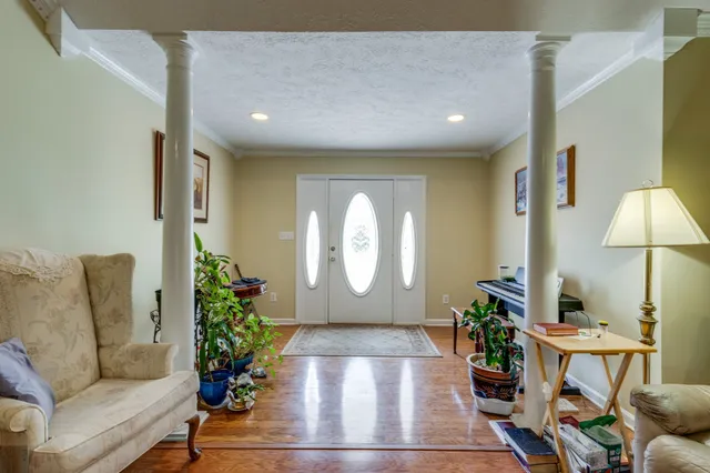 $279,000 | 128 Pin Oaks Lane, Hohenwald, TN 38462