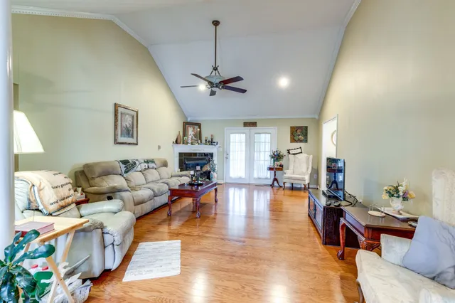 $279,000 | 128 Pin Oaks Lane, Hohenwald, TN 38462