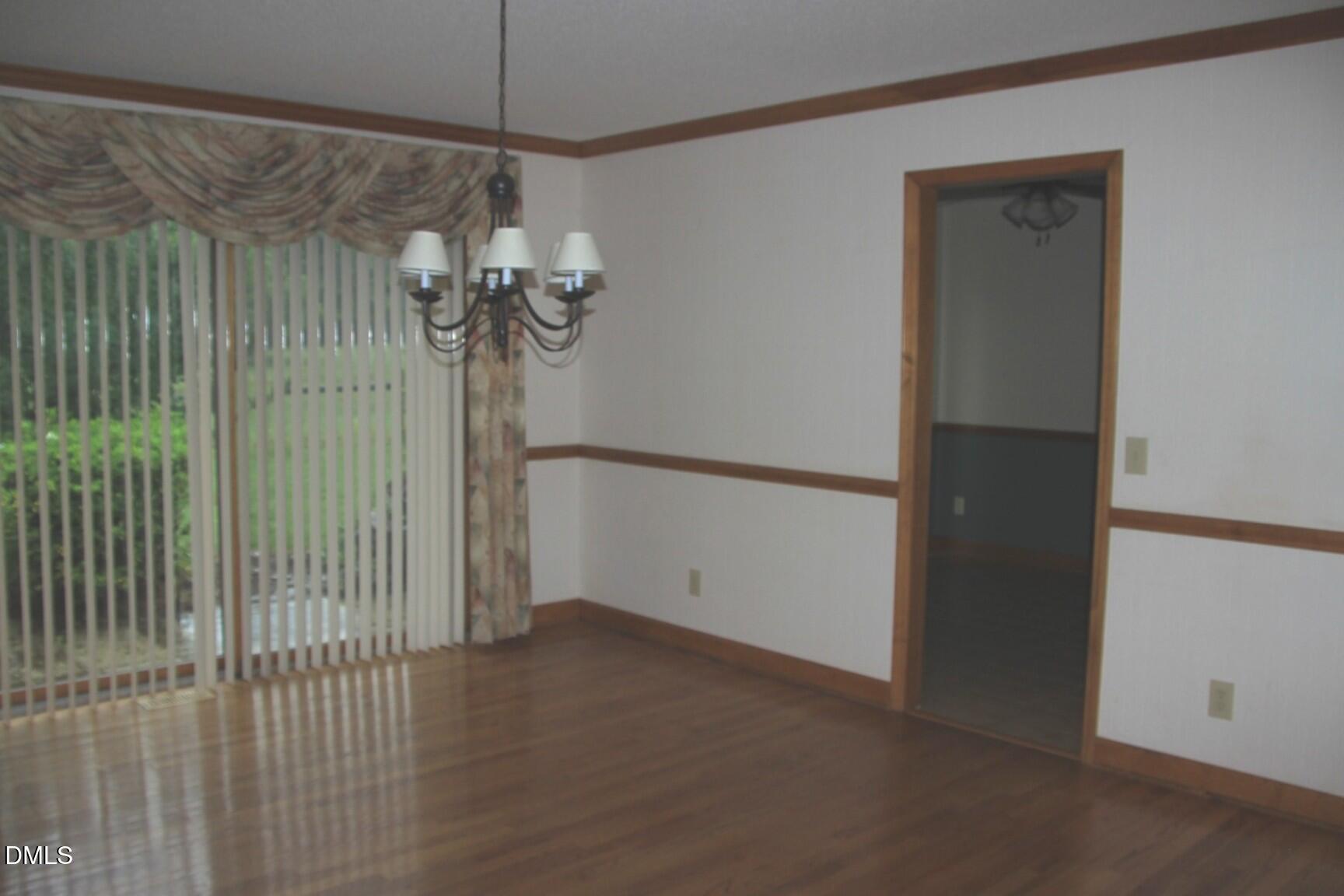 7925 Ragan Road Apex, NC 27502 - Photo 5 of 18 dinnig