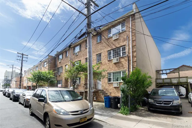 $1,299,000 | 2-15 Beach 96th Street | Rockaway Beach