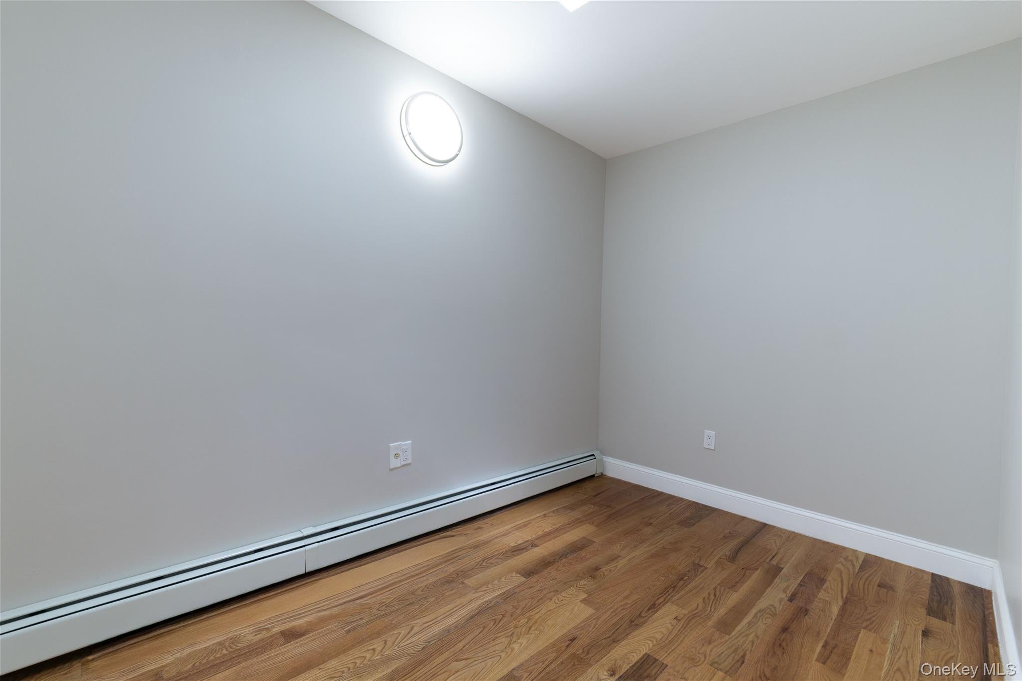 2-15 Beach 96th Street Queens, NY 11693 - Photo 8 of 39 a view of an empty room