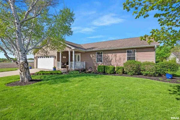 $295,000 | 607 Cherokee Lane, Pontiac, IL 61764