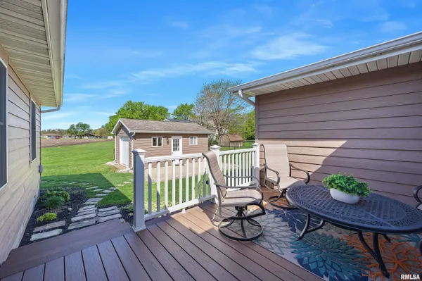 $295,000 | 607 Cherokee Lane, Pontiac, IL 61764