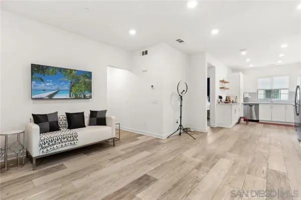 $3,750 | 4374 Nautilus Way, Unit 8, Oceanside, CA 92056