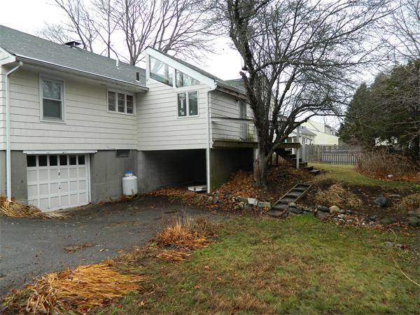 8 Girdler Road Marblehead, MA 01945 - Photo 9 of 12 a view of a house with a yard