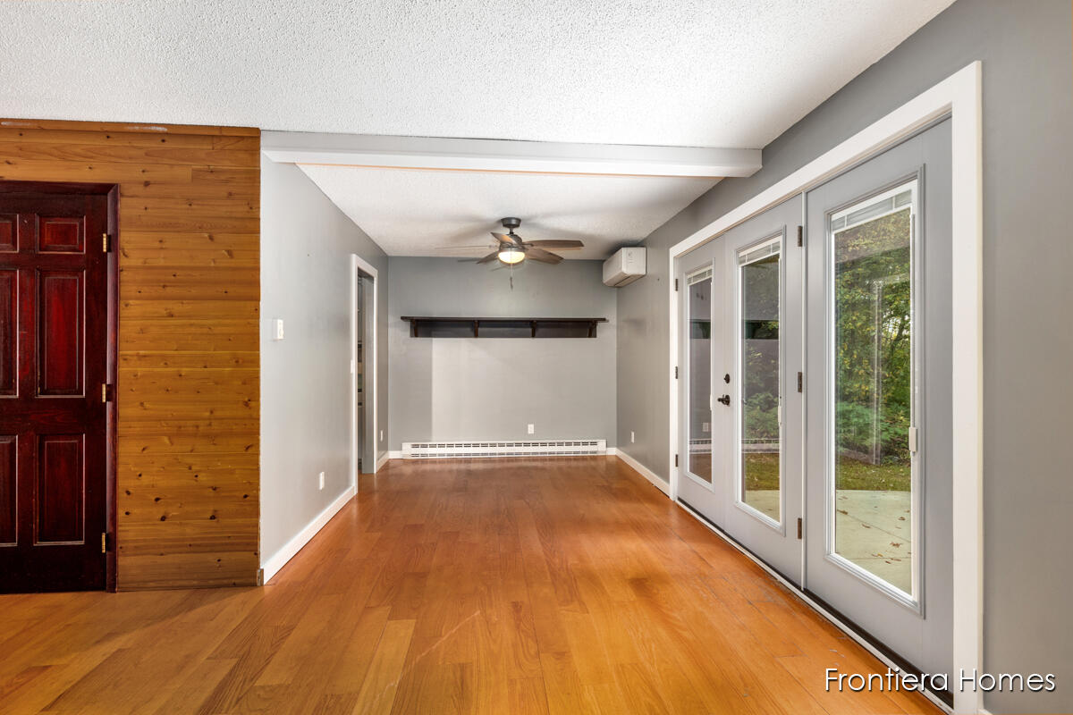 13285 Harris Road Chesaning, MI 48616 - Photo 11 of 35 IMG_1007