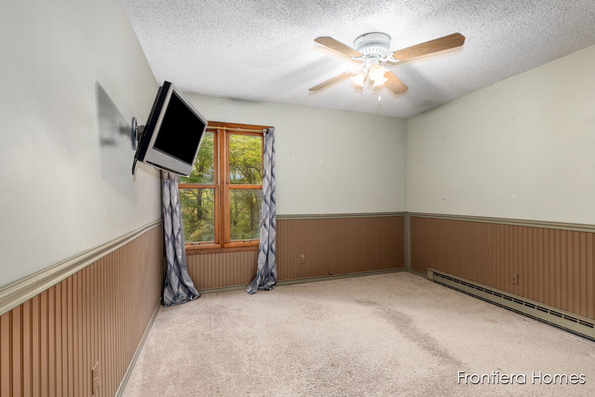 13285 Harris Road Chesaning, MI 48616 - Photo 19 of 35 IMG_1015