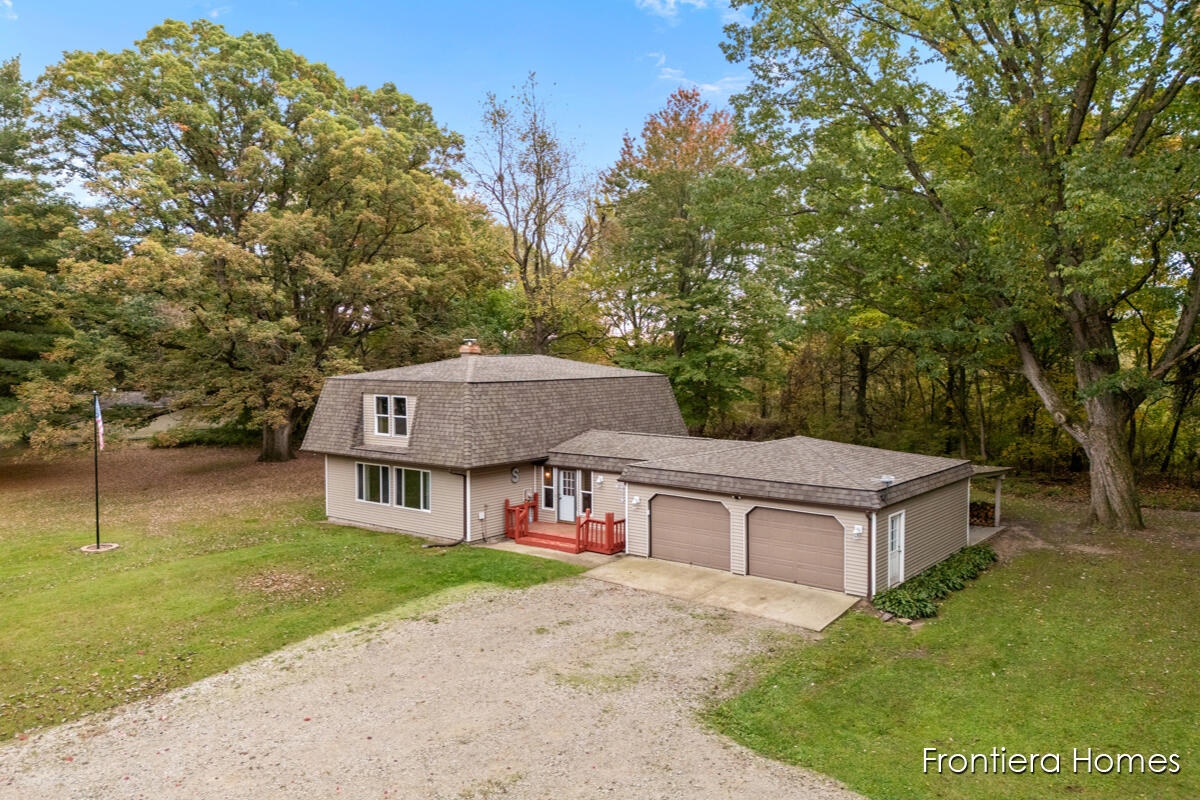 13285 Harris Road Chesaning, MI 48616 - Photo 29 of 35 IMG_1020