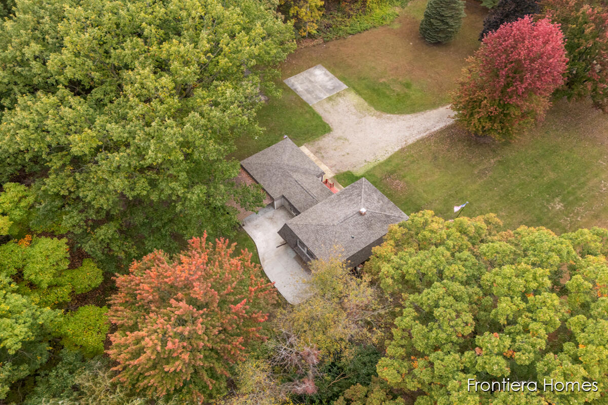 13285 Harris Road Chesaning, MI 48616 - Photo 3 of 35 IMG_1026