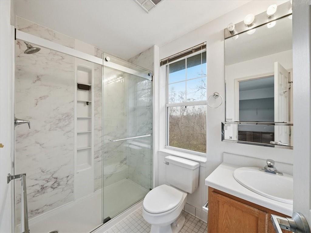 201 Whitridge Street Pittsburgh, PA 15213 - Photo 18 of 19 Gallery Image 18