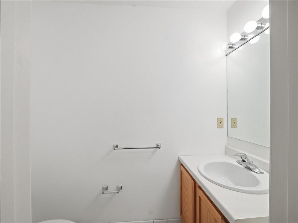 201 Whitridge Street Pittsburgh, PA 15213 - Photo 10 of 19 Gallery Image 10