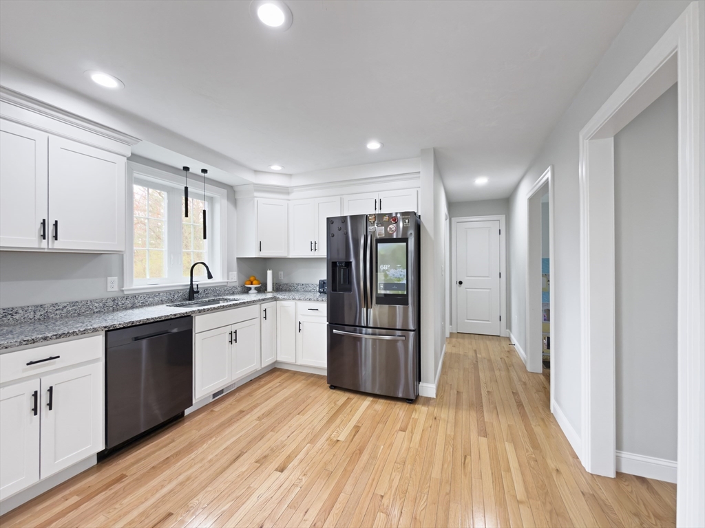 56 Cornelie Road Methuen, MA 01844 - Photo 21 of 38