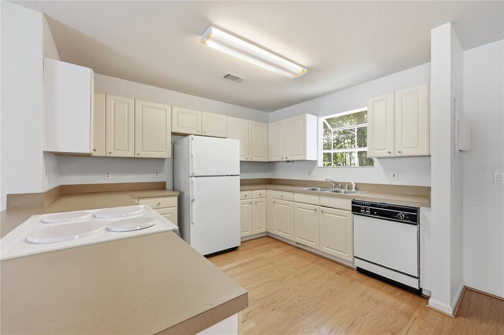 5254 Southwest 97 Drive Gainesville, FL 32608 - Photo 9 of 24