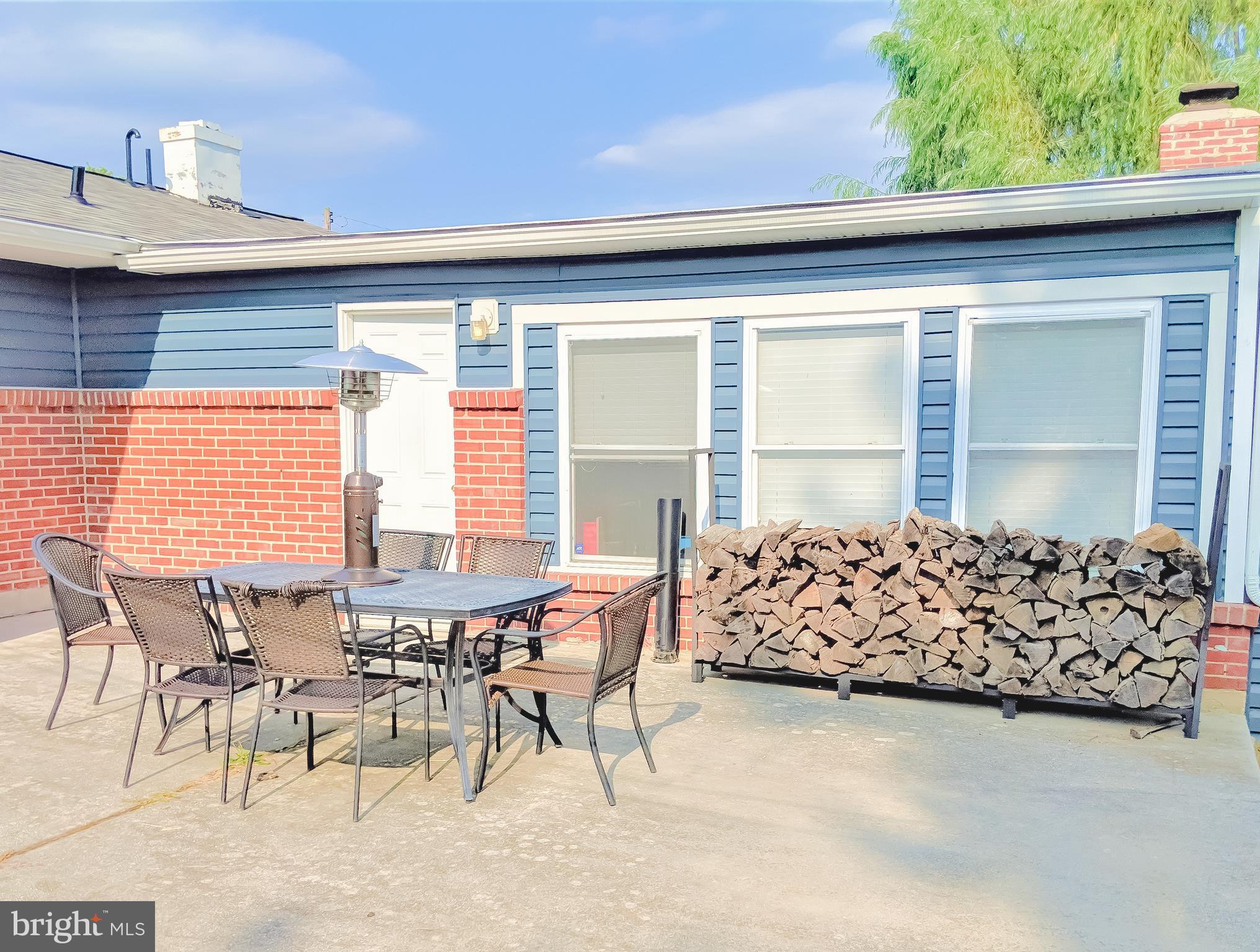 2433 Ellis Road Baltimore, MD 21234 - Photo 4 of 24 Rear Patio