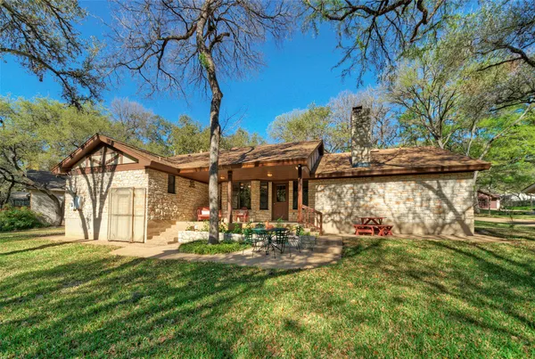 $1,495,000 | 3109 Eanes Circle, Austin, TX 78746