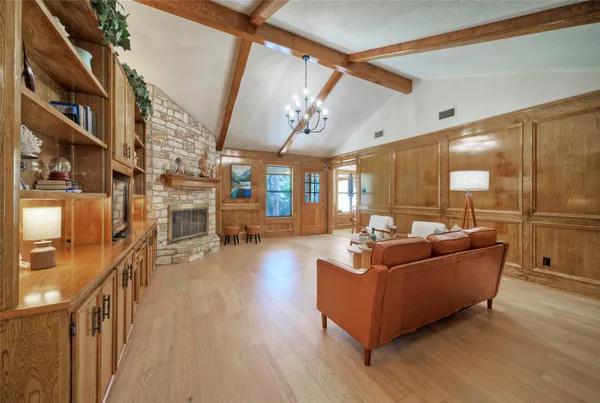 $1,495,000 | 3109 Eanes Circle, Austin, TX 78746