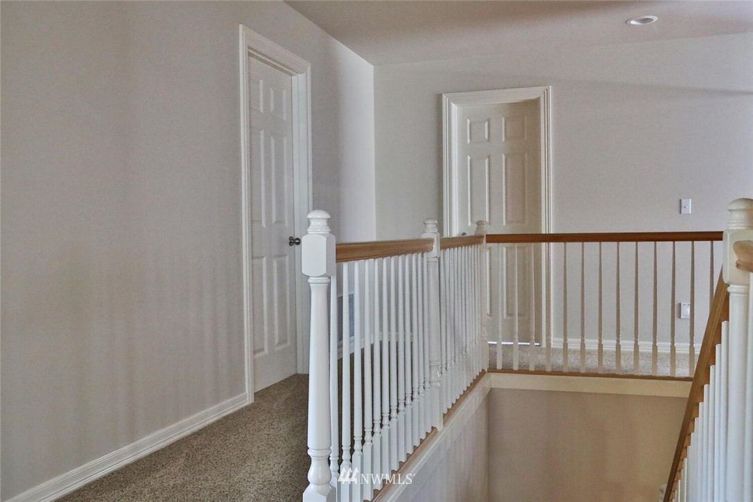 643 Orcas Avenue Northeast Renton, WA 98059 - Photo 19 of 40