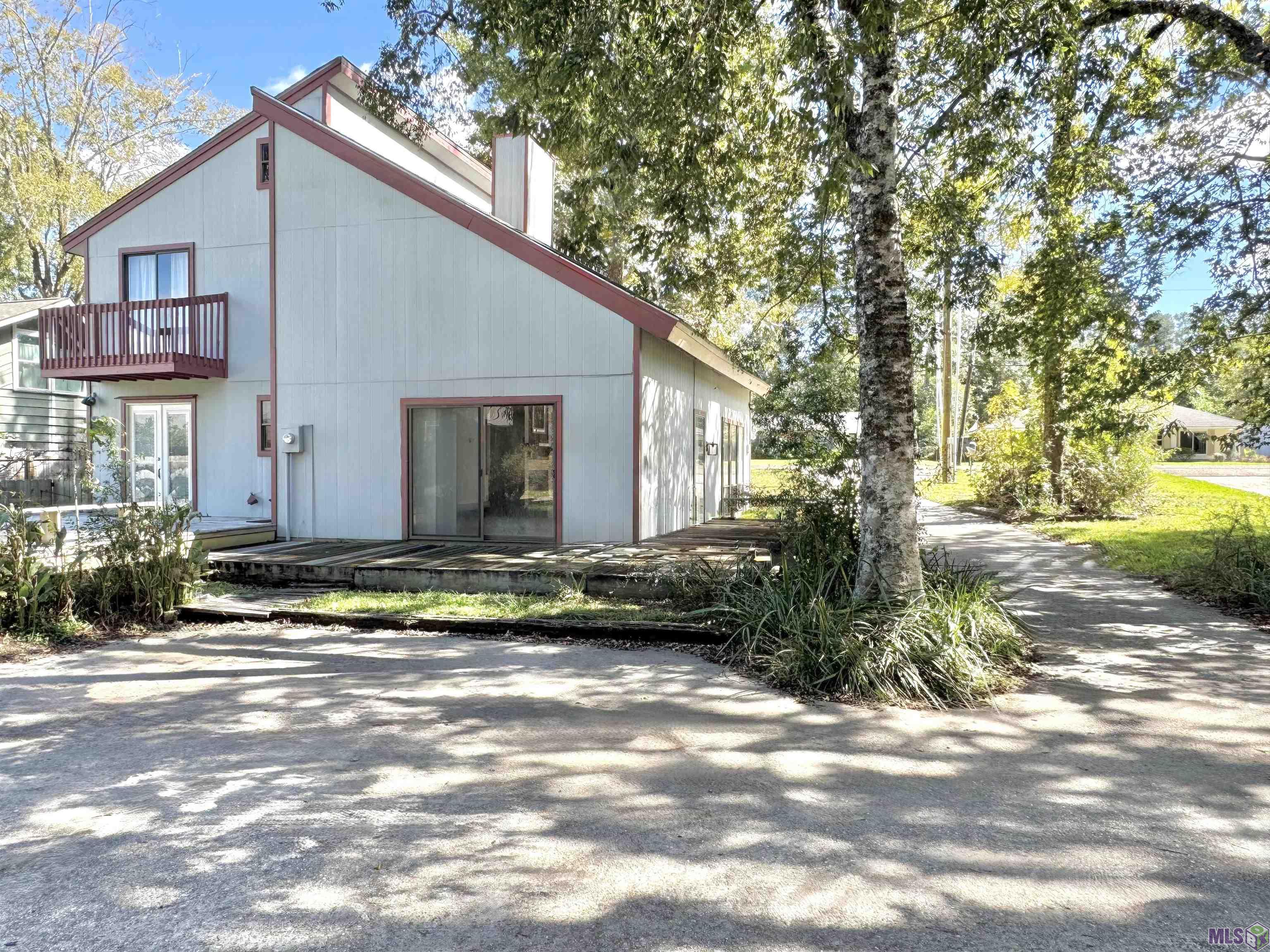 897 Baird Drive Baton Rouge, LA 70808 - Photo 2 of 29