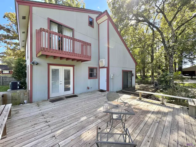 $2,100 | 897 Baird Drive, Baton Rouge, LA 70808
