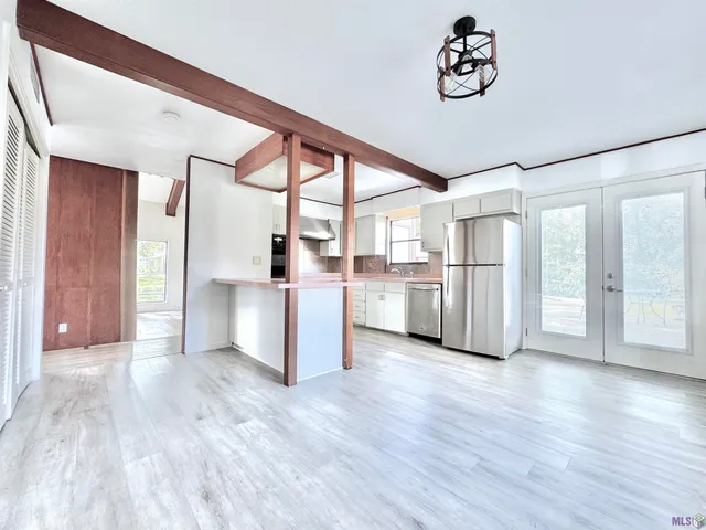 $2,100 | 897 Baird Drive, Baton Rouge, LA 70808