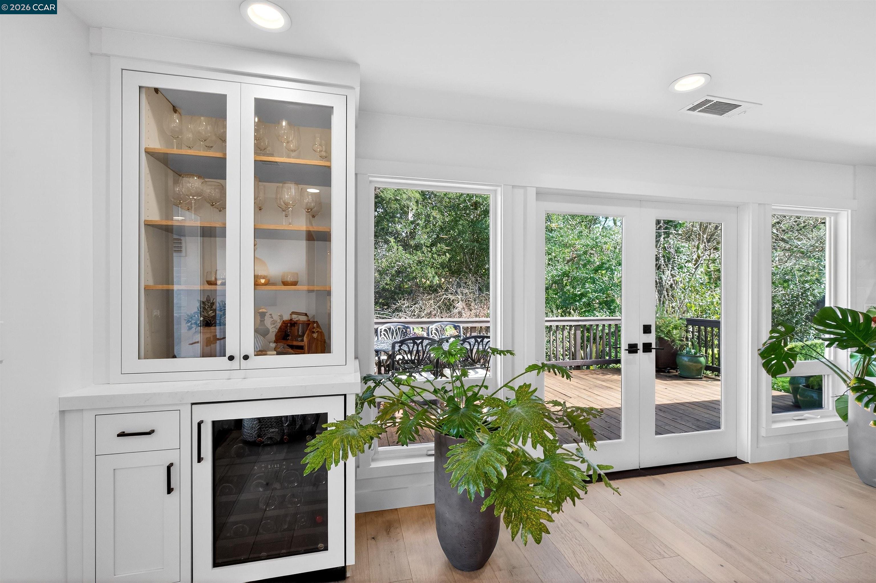 393 Colorados Court Lafayette, CA 94549 - Photo 14 of 46