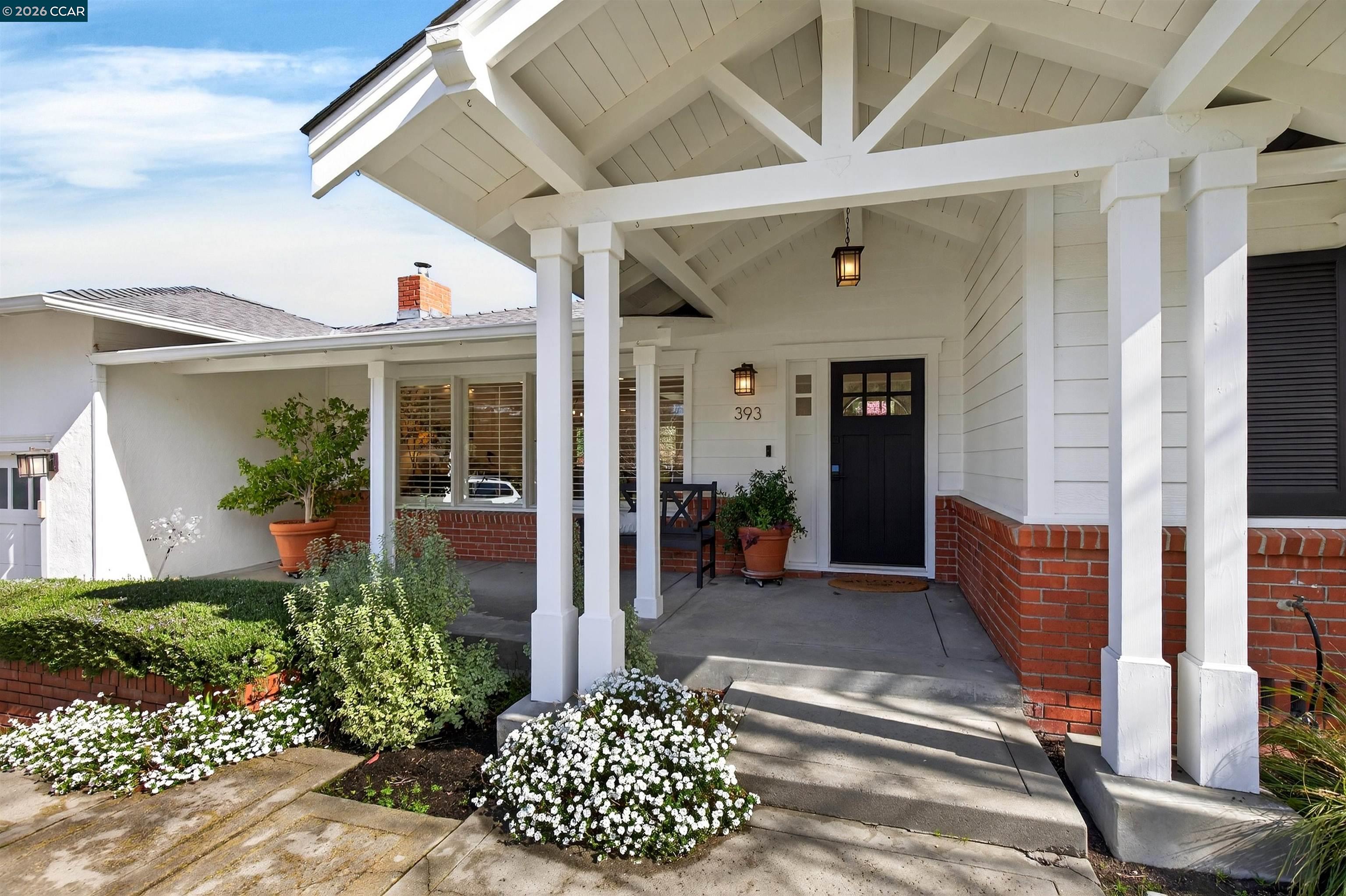 393 Colorados Court Lafayette, CA 94549 - Photo 4 of 46