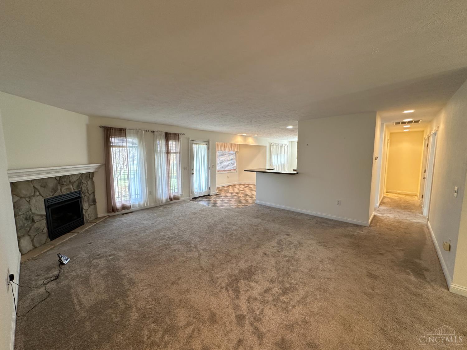 9235 Black Rabbit Road Leesburg, OH 45135 - Photo 5 of 37