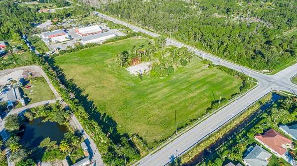 $7,500,000 | 12900 Okeechobee Boulevard, Loxahatchee, FL 33470